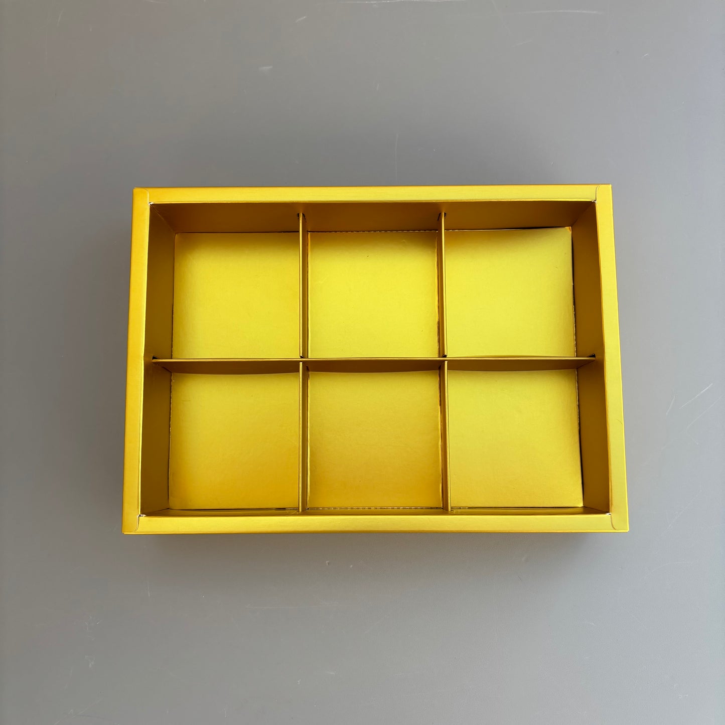 20PCS 6-compartments mooncake & cookies box with clear sleeve