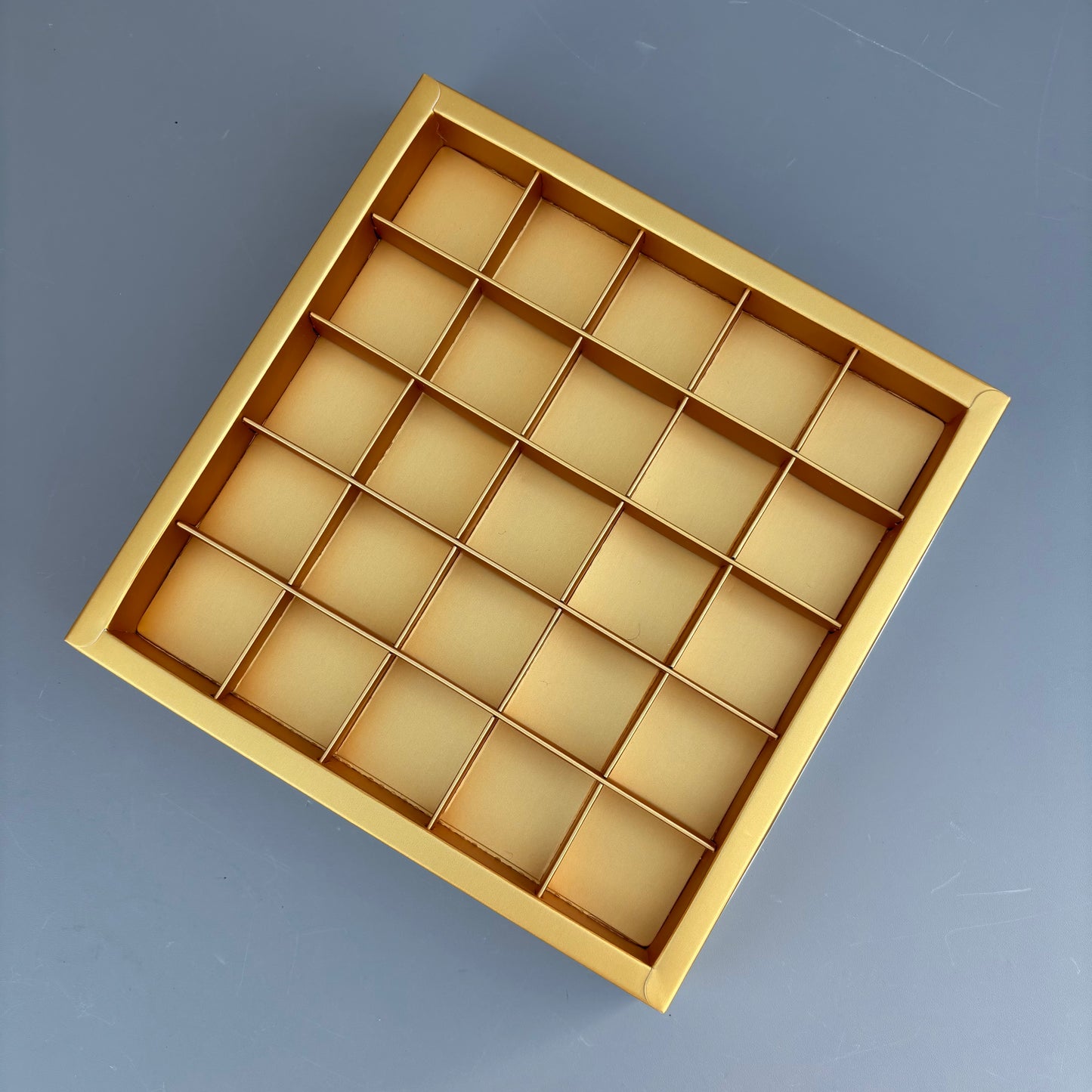 10PCS Luxury White Valentine's Day 25-cells Chocolate Gift Boxes
