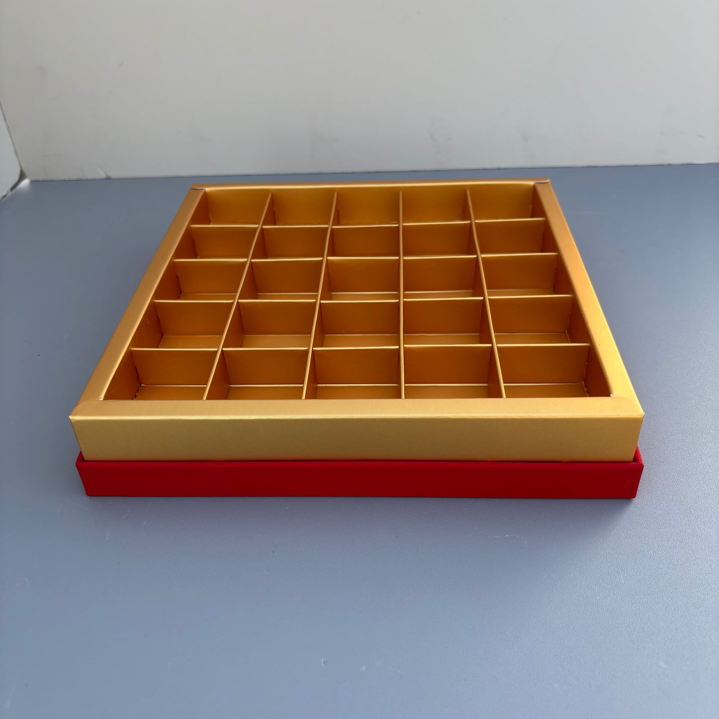 10PCS Luxury Red Valentine's Day 25-cells Chocolate Gift Box