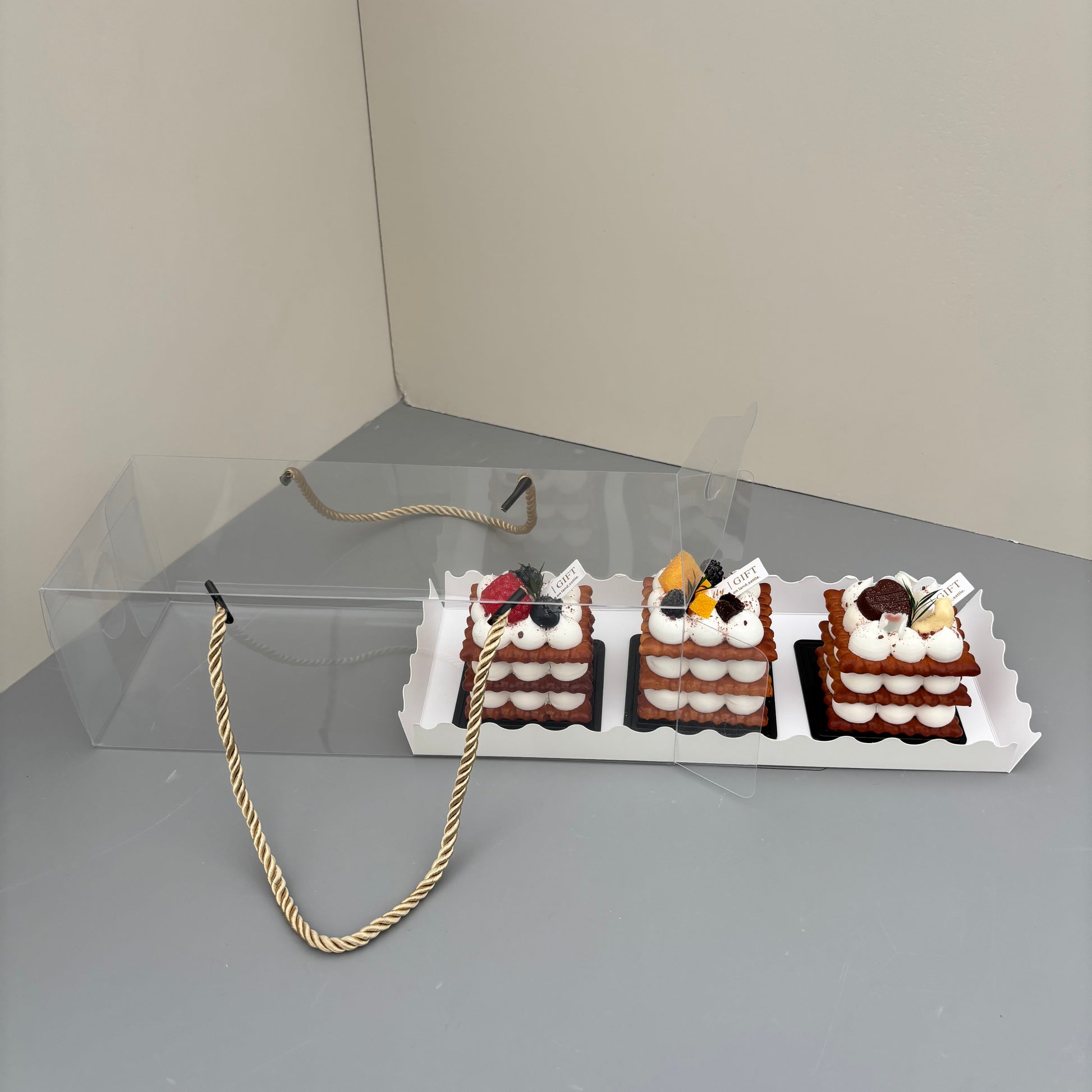Dessert Box Rectangular 20PCS Rectangle Clear Dessert Box with Gold Rope and Insert – Beheart ...