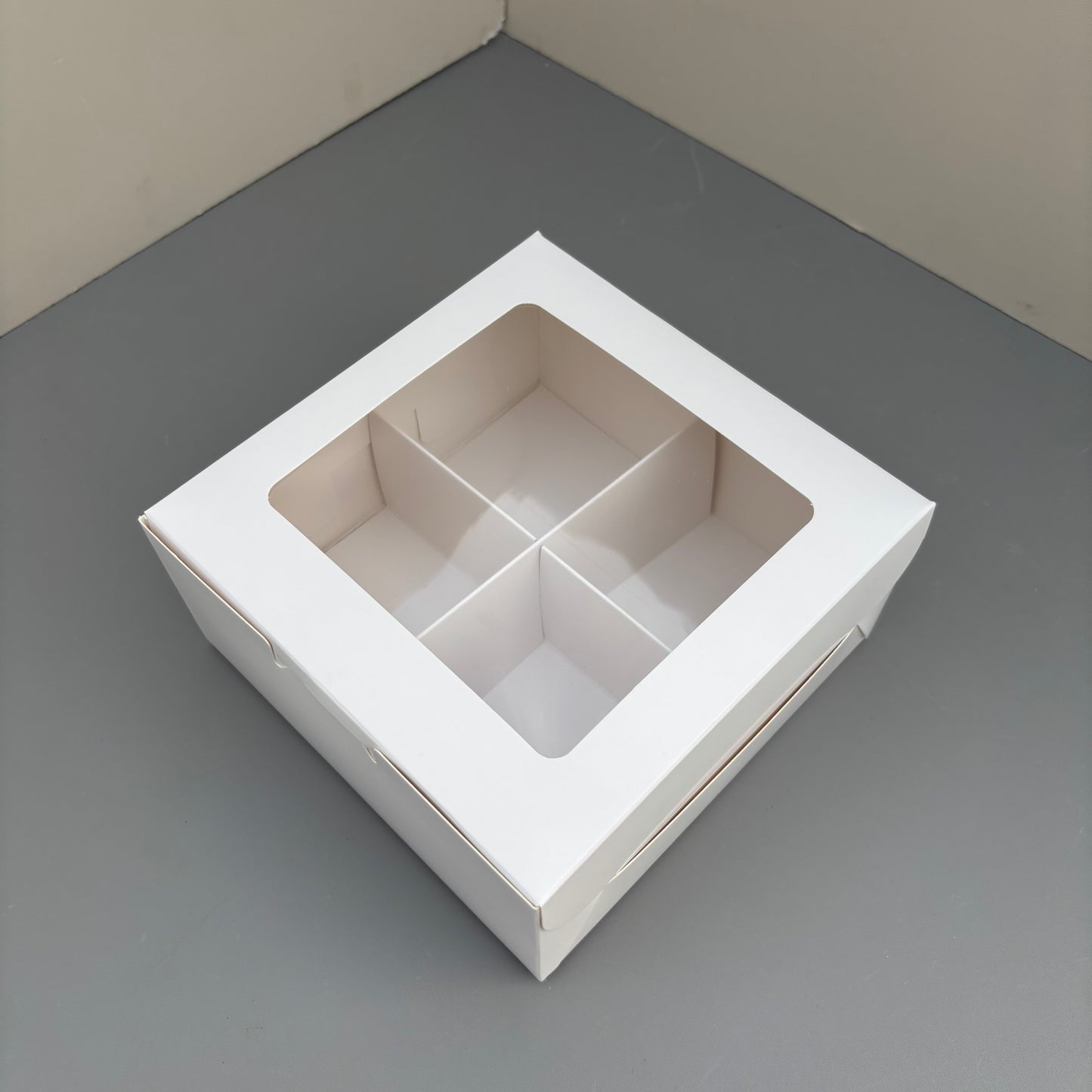 20PCS 4-compartments white dessert snack food paper box with window