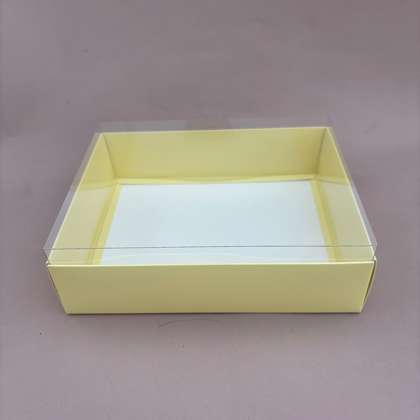20PCS macaron & strawberries paper base box with clear lid