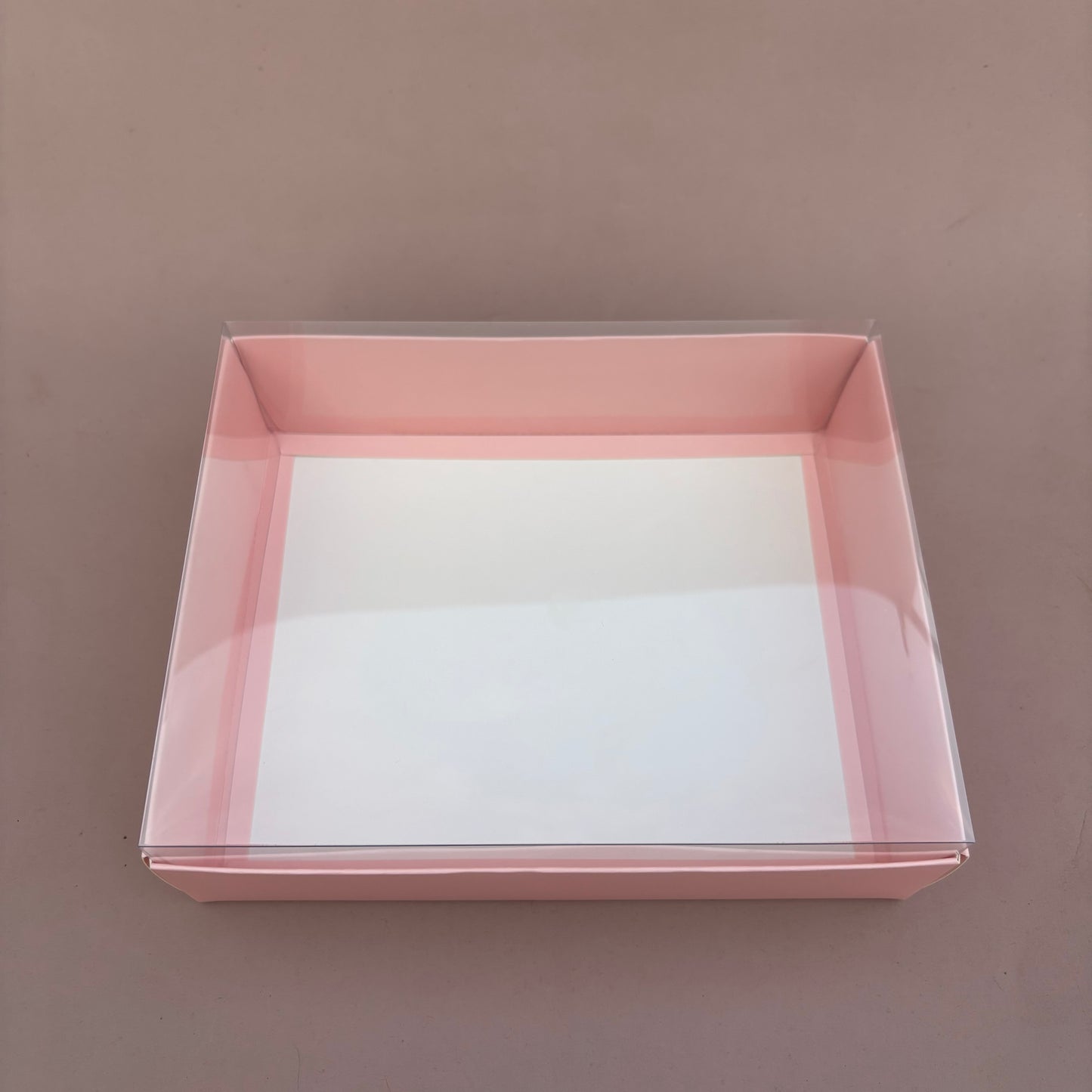 20PCS macaron & strawberries paper base box with clear lid