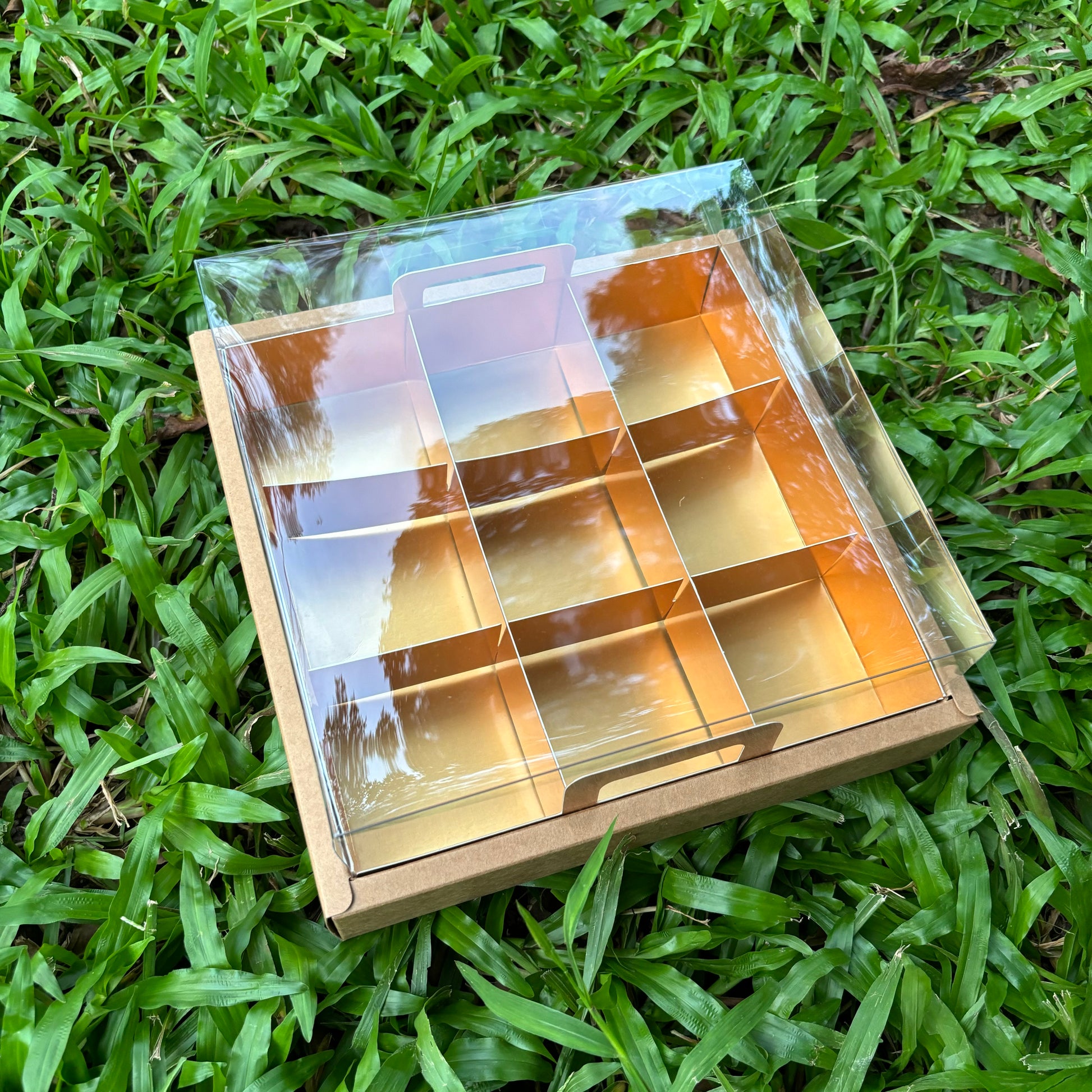 Base For Box 10 boxes 9-compartments kraft base box with gold insert – Beheart Packaging